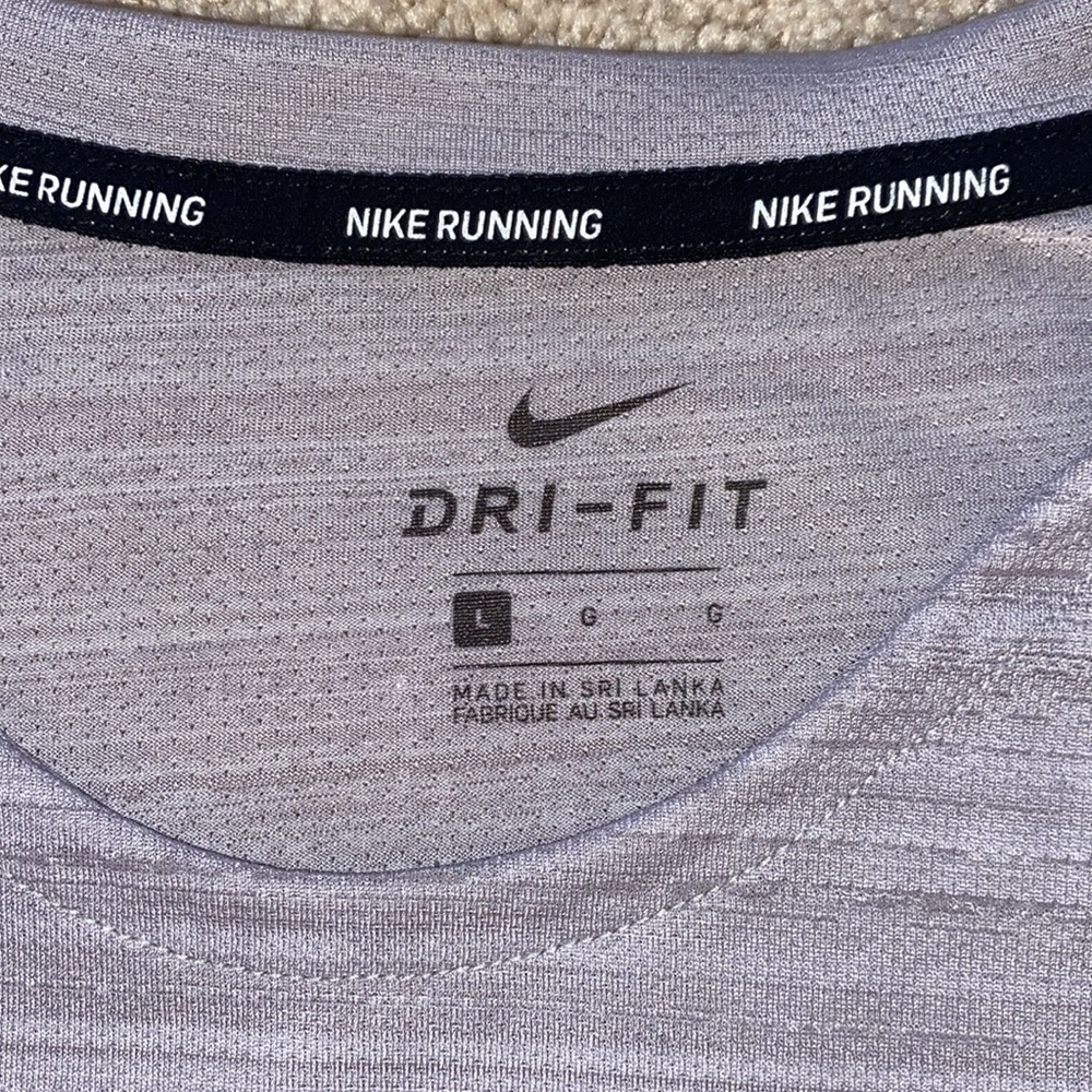 Nike Running Dri-Fit Tee - Picture 4 of 4